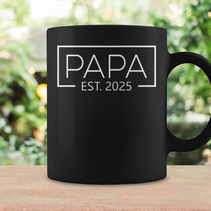 Papa 2025 Logo Werdende Eltern 2025 Tassen Geschenkideen