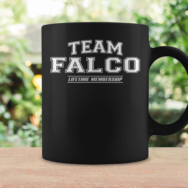 Team Falco Proud Surname Tassen Geschenkideen