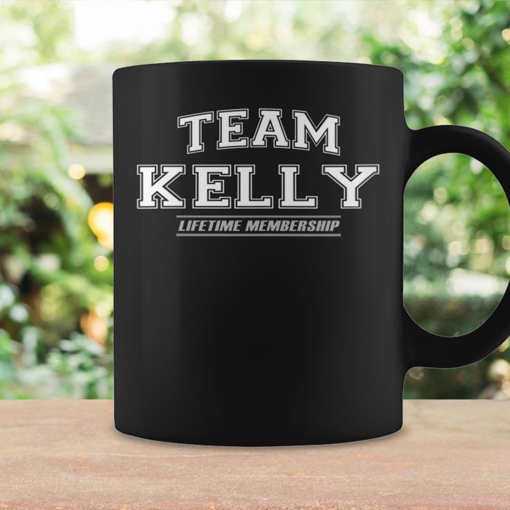 Women's Team Kelly Proud Family Name Last Name With-Neck Tassen Geschenkideen