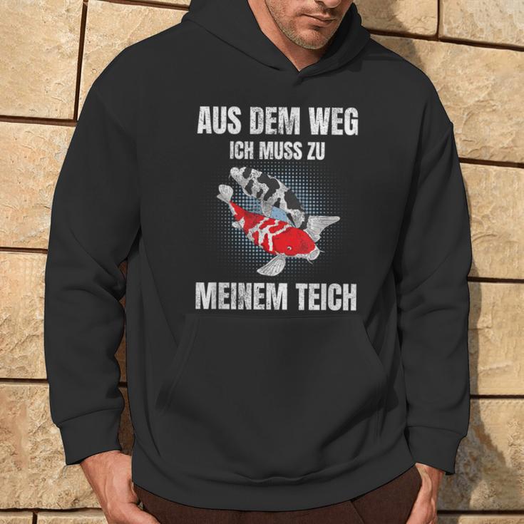 Aus Dem Weg Ich Muss Zu Meiner Pond Koi Carp Garden Pond Kapuzenpullover Lebensstil