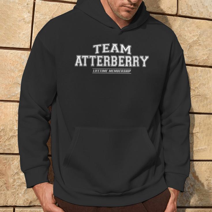 Damen Team Atterberry Stolzer Familiennachname Nachname Geschenk Mit-Ausschnitt Kapuzenpullover Lebensstil