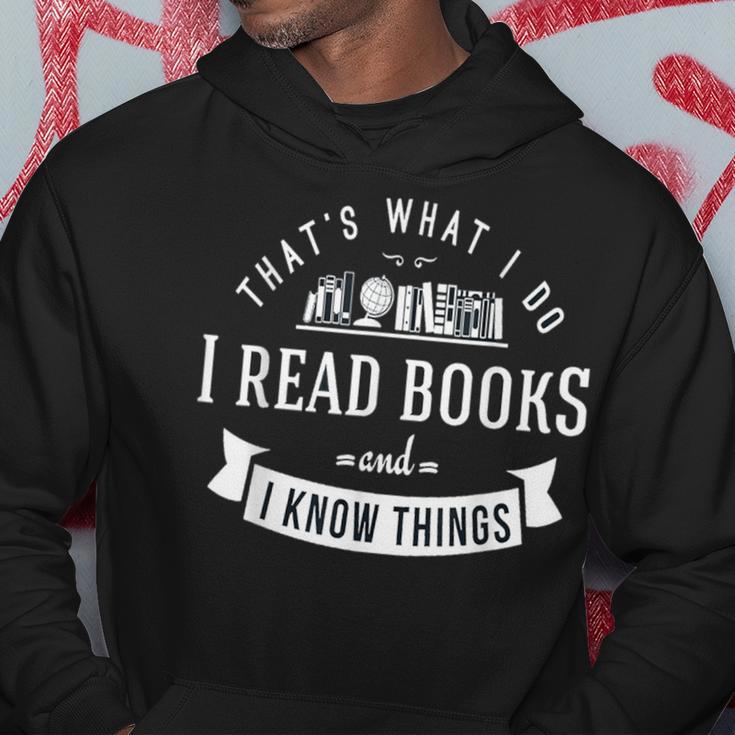 Das Ist Es Was Ich Bücher Lesen Und Ich Weiß Dinge Kapuzenpullover Lustige Geschenke