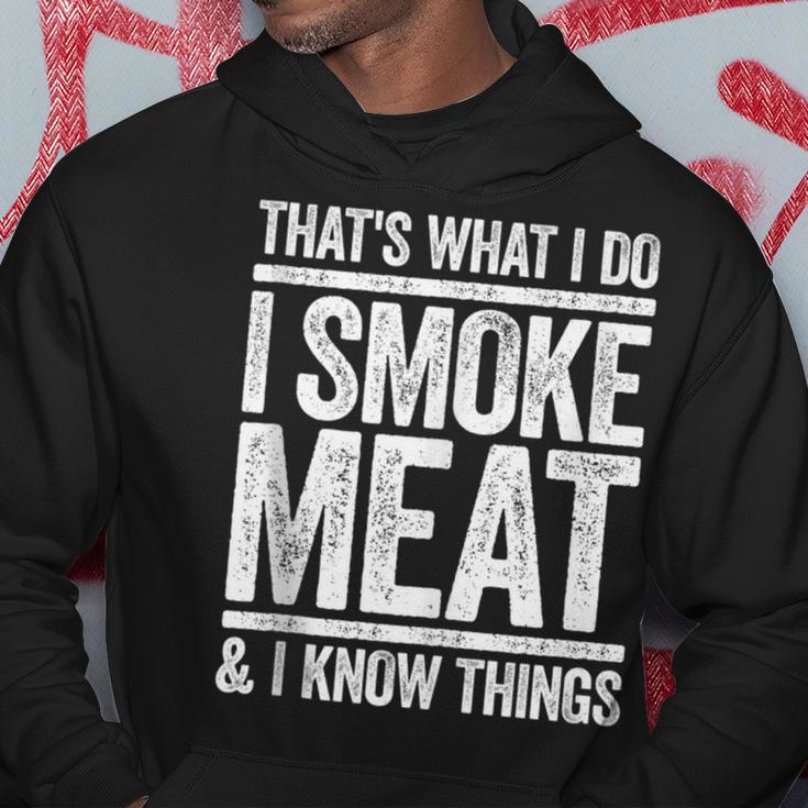 Das Ist Was Ich Mache Ich Rauche Fleisch Und Ich Weiß Dinge Bbq Kapuzenpullover Lustige Geschenke