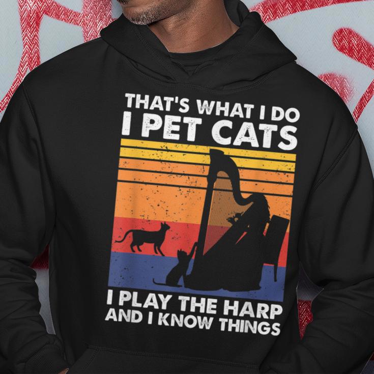 Das Ist Was Ich Tue Ich Pet Cats Ich Spiele Harfe & Ich Weiß Dinge Kapuzenpullover Lustige Geschenke