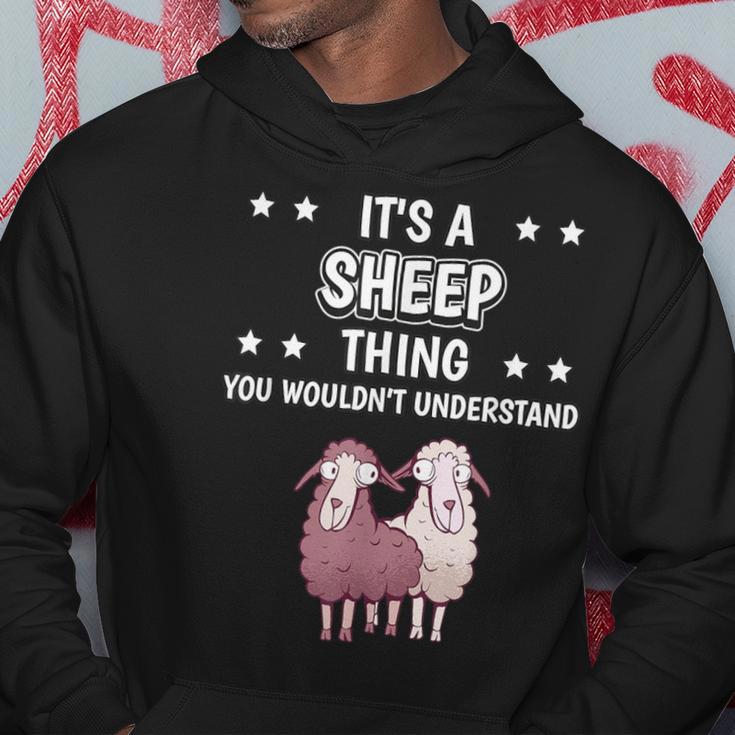 Ist So Ein Schaf Ding Lustiger Spruch Schafe Kapuzenpullover Lustige Geschenke