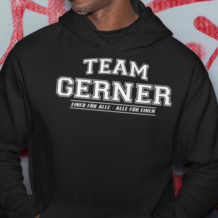 Team Gerner Stolze Familie Nachname Geschenk Kapuzenpullover Lustige Geschenke