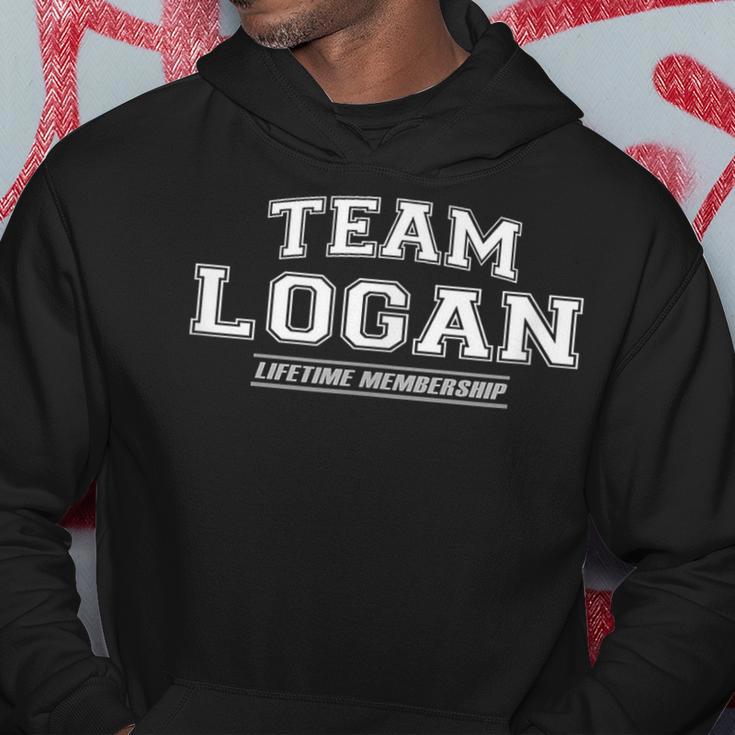 Team Logan Proud Surname Last Name Kapuzenpullover Lustige Geschenke