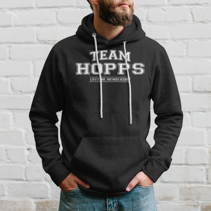 Damen Team Hopps Stolzer Familienname Nachname Geschenk Mit-Ausschnitt Kapuzenpullover Geschenke für Ihn