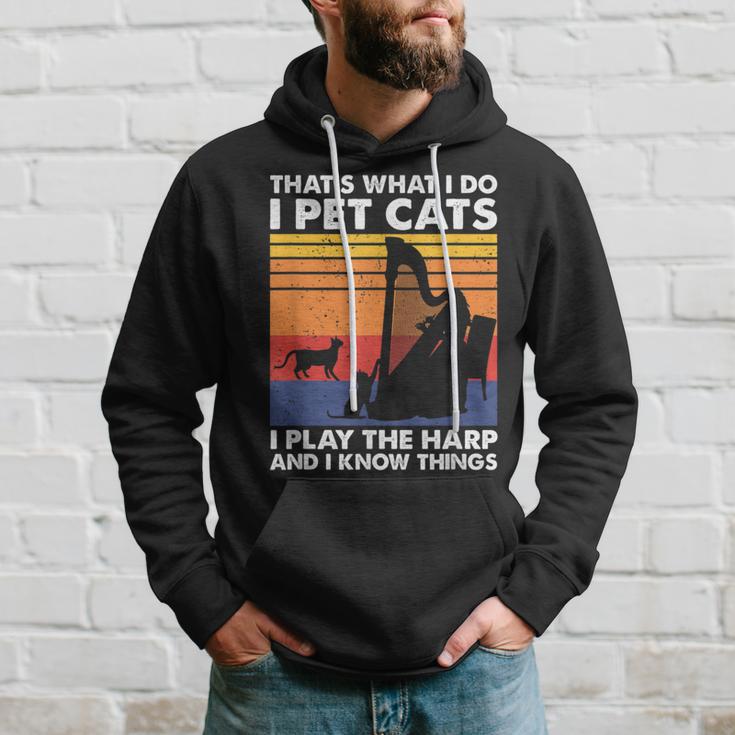 Das Ist Was Ich Tue Ich Pet Cats Ich Spiele Harfe & Ich Weiß Dinge Kapuzenpullover Geschenke für Ihn