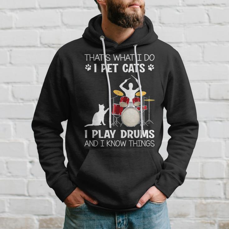 Das Ist Was Ich Tue Ich Pet Cats Ich Spiele Schlagzeug Ich Weiß Dinge Kapuzenpullover Geschenke für Ihn