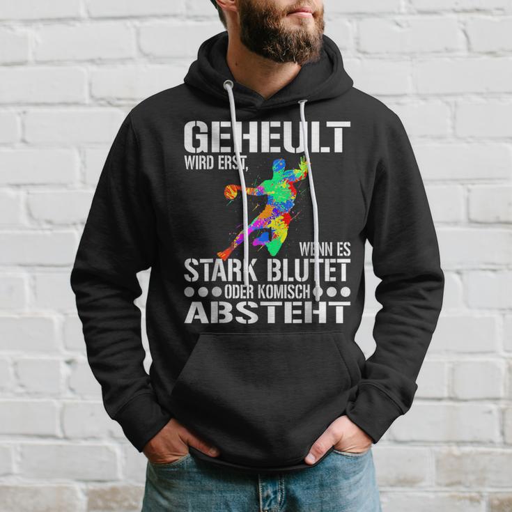 Geheult Wird Erst Wenn Es Stark Blutet Oder Komisch Absteht Kapuzenpullover Geschenke für Ihn