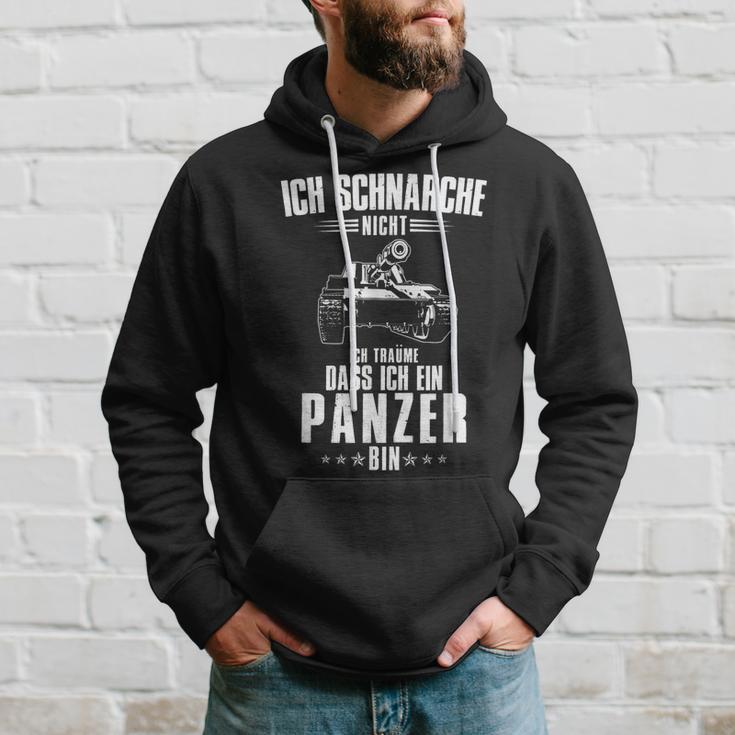 Ich Schnarche Nicht Ich Träume Dass Ich Ein Panzer Bin Kapuzenpullover Geschenke für Ihn