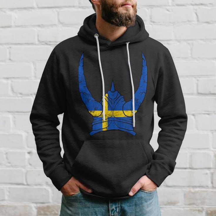 Schweden Wikinger Helm Schwedischer Nordmann Stolz Sköl Kapuzenpullover Geschenke für Ihn