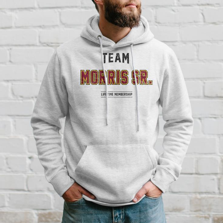 Distressed Team Morris Sr Proud Family Nachname Nachname Kapuzenpullover Geschenke für Ihn