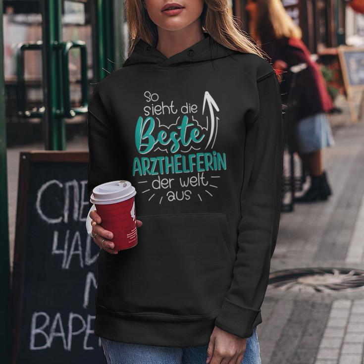 Women's So Sieht Die Beste Arzhelferin Der Welt Aus Mfa Kapuzenpullover für Damen Lustige Geschenke