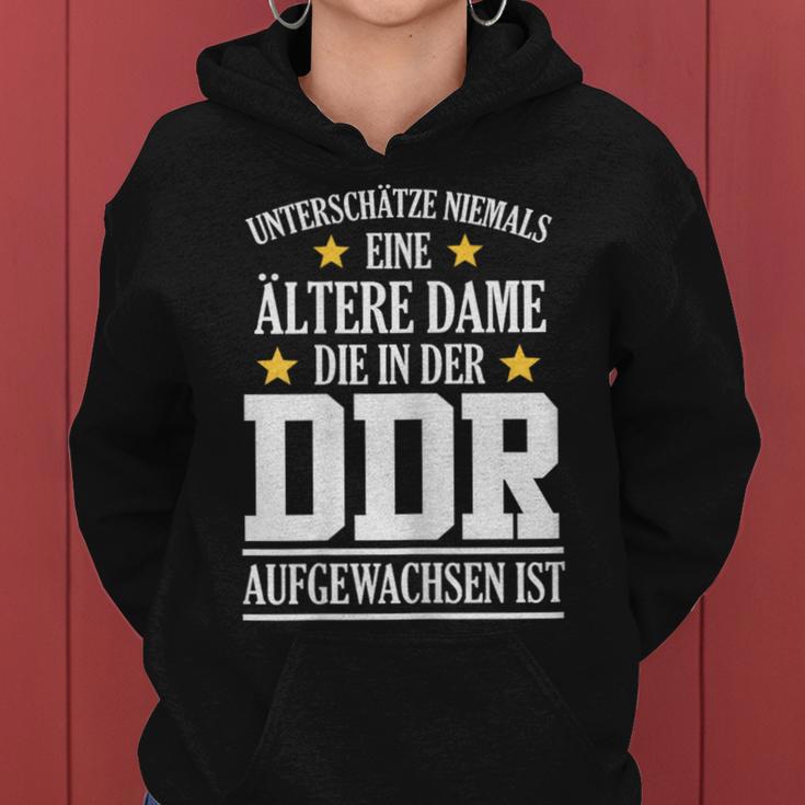 Women's Ddr Ossi Ostdeutschland Saying Older Lady Surprise Kapuzenpullover für Damen