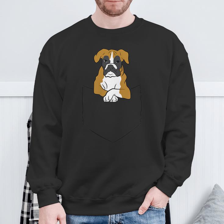 Boxer Dog In Bag Boxer Dog In Bag Dog Boxer Sweatshirt Geschenke für alte Männer