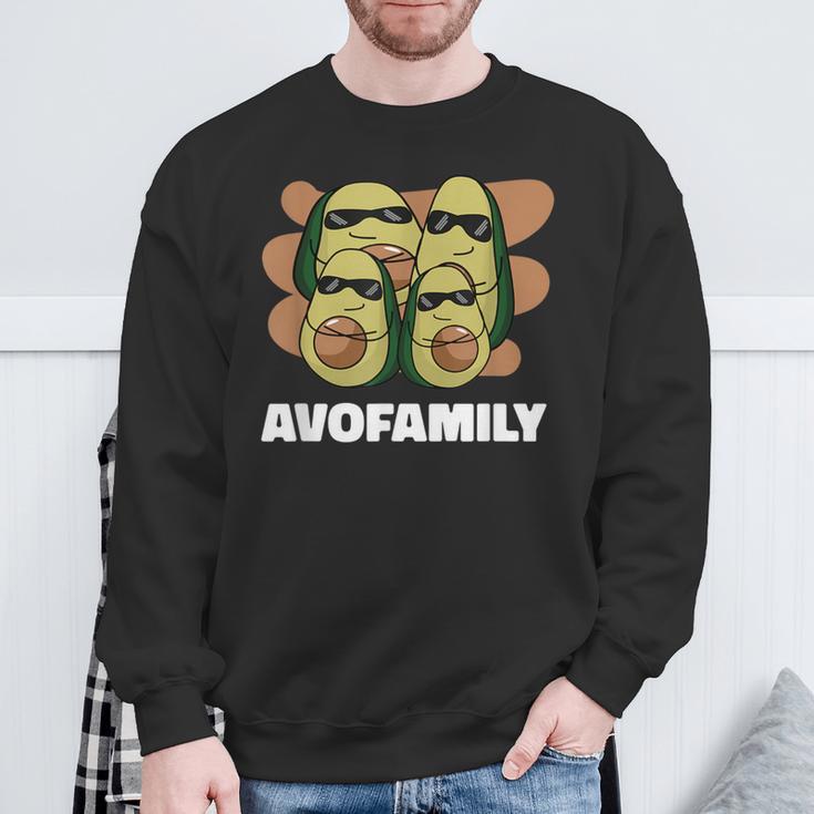 Cool Happy Avofamily Family Avocado Sweatshirt Geschenke für alte Männer