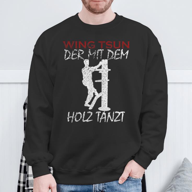 Der Mit Dem Holz Tanzt Martial Arts Training Wing Tsun Sweatshirt Geschenke für alte Männer