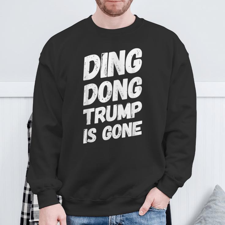 Ding Dong Trump Ist Weg Sweatshirt Geschenke für alte Männer