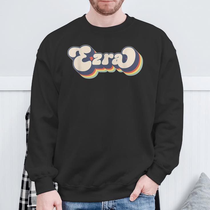 Ezra Name Personalised Surname First Name Ezra Sweatshirt Geschenke für alte Männer