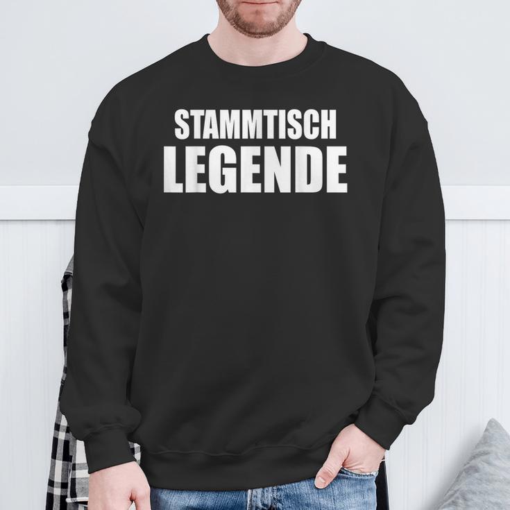 Stammtisch Legend For Regular Guests Sweatshirt Geschenke für alte Männer