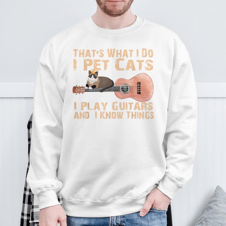 Das Ist Was Ich Mache Ich Pet Cats Ich Spiel Guitar & Ich Weiss Things Sweatshirt Geschenke für alte Männer