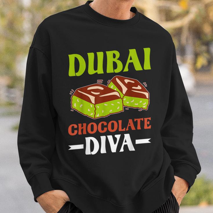 Dubai Chocolate Slogan Sweatshirt Geschenke für Ihn