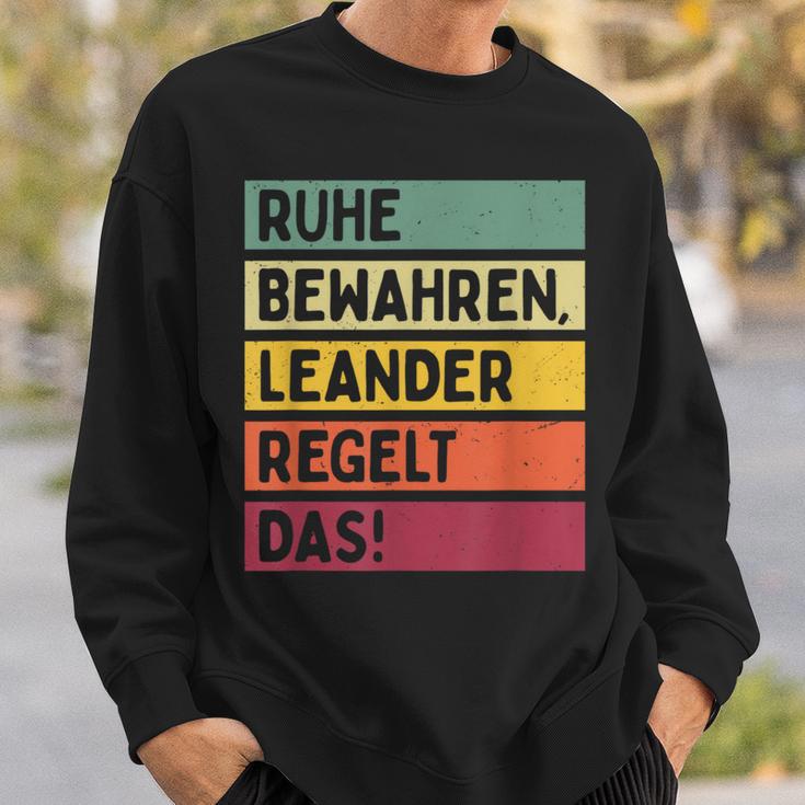 Ruhe Behalten Regelt The Saying In Retro Colours S Sweatshirt Geschenke für Ihn