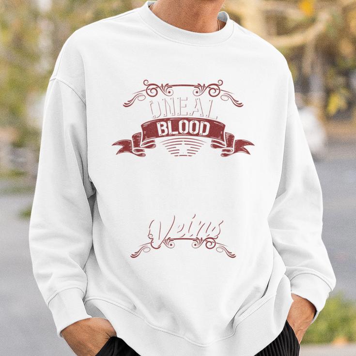 Oneal Blood Runs Through Myeins Last Name Family S Sweatshirt Geschenke für Ihn