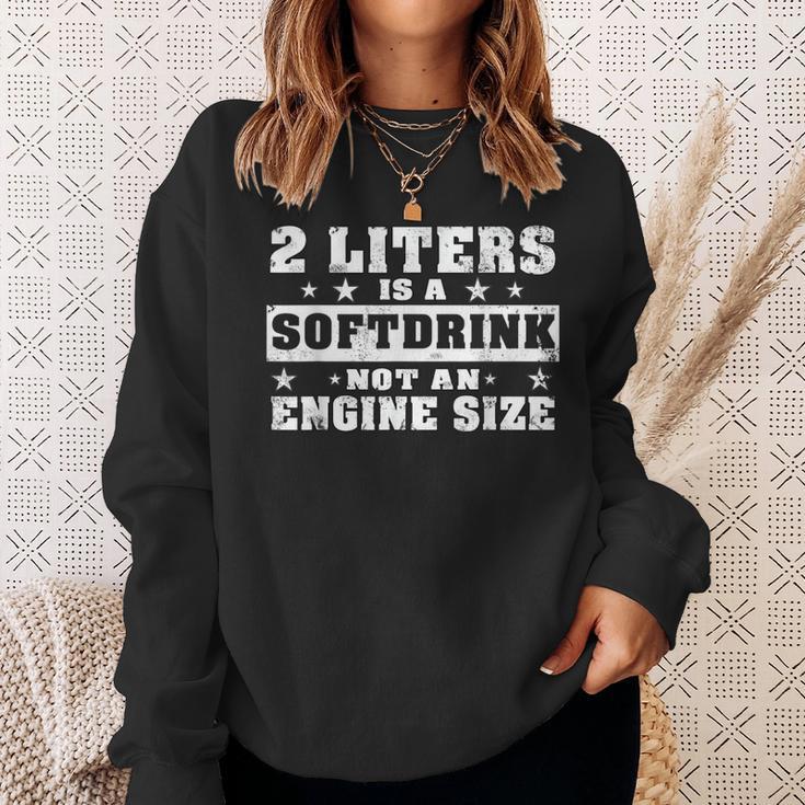 2 Litre Soft Drink Engine Size 8 Engine Size Sweatshirt Geschenke für Sie