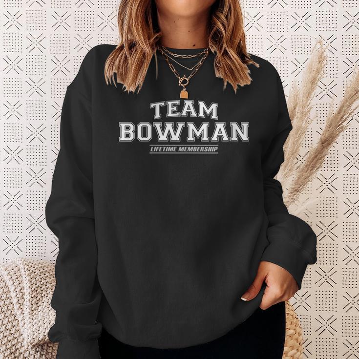 Damen Team Bowman Stolzer Familiennachname Nachname Mit-Ausschnitt Sweatshirt Geschenke für Sie