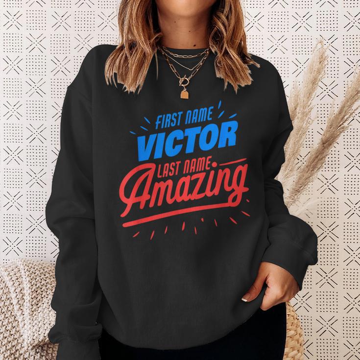 First Nameictor Surname Amazing ictor Saying Sweatshirt Geschenke für Sie