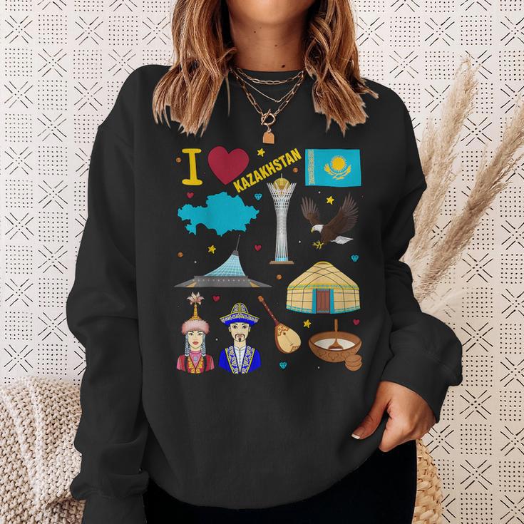 I Love Kazakhstan Hand Drawn Kazakh Landmarks Flag And Map Sweatshirt Geschenke für Sie