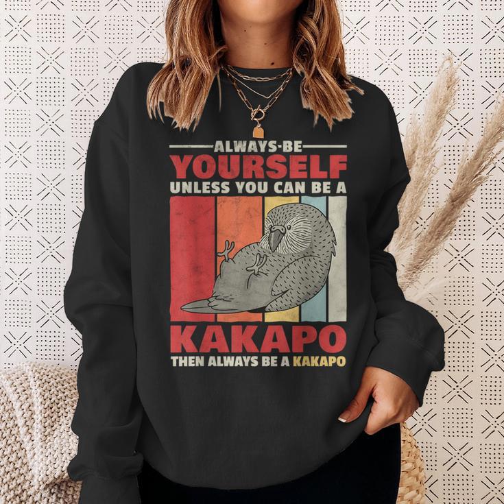 Sei Ein Kakapo New Zealand Parrot Slogan Sweatshirt Geschenke für Sie