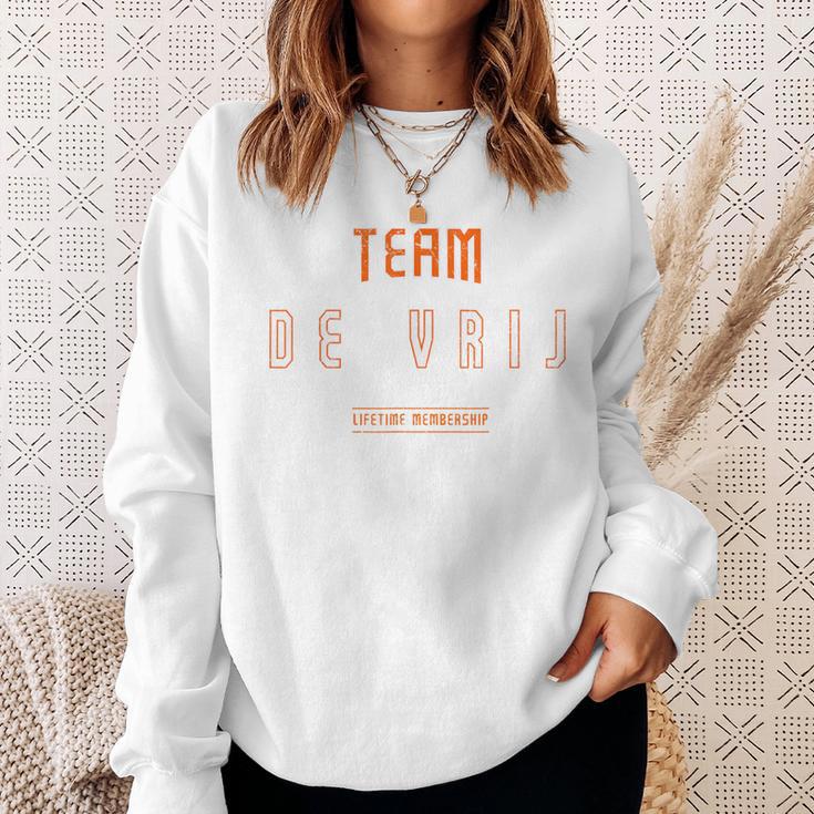 Distressed Teamanrij Proud Family Last Name Sweatshirt Geschenke für Sie