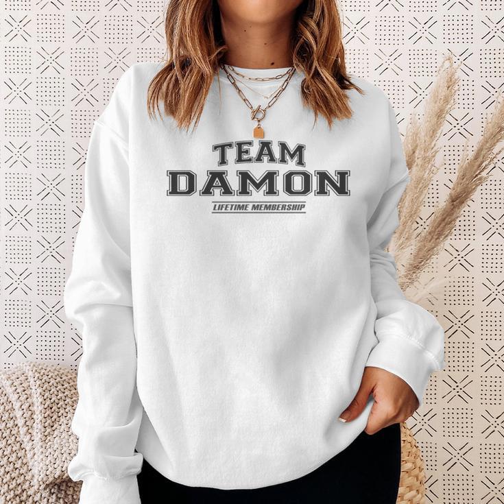 Team Damon Proud Family Surname Last Name Gray Sweatshirt Geschenke für Sie