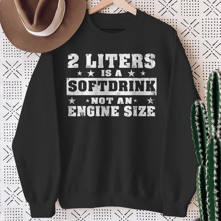 2 Litre Soft Drink Engine Size 8 Engine Size Sweatshirt Geschenke für alte Frauen