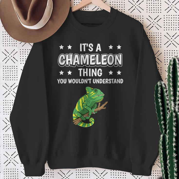 Damen Ist So Ein Chamäleon Ding Lustiger Spruch Chamäleons Mit-Ausschnitt Sweatshirt Geschenke für alte Frauen