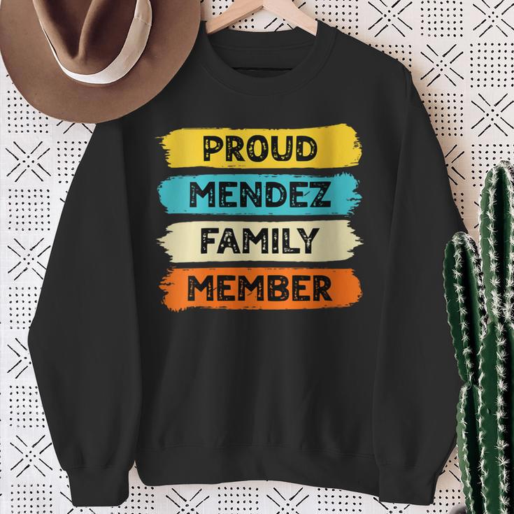 Damen Mendez Retro Mendez Nachname Mendez Mit-Ausschnitt Sweatshirt Geschenke für alte Frauen