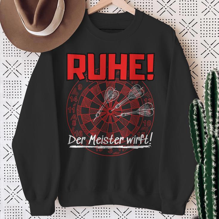 With Darts Quote Ruhe Der Meister Wirft Sweatshirt Geschenke für alte Frauen