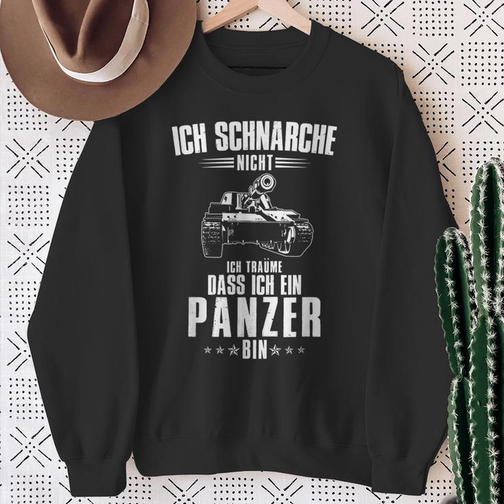 Ich Schnarche Nicht Ich Träume Dass Ich Ein Panzer Bin Sweatshirt Geschenke für alte Frauen