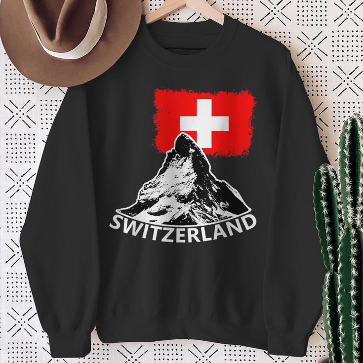 Switzerland Matterhorn Switzerland Alps Sweatshirt Geschenke für alte Frauen