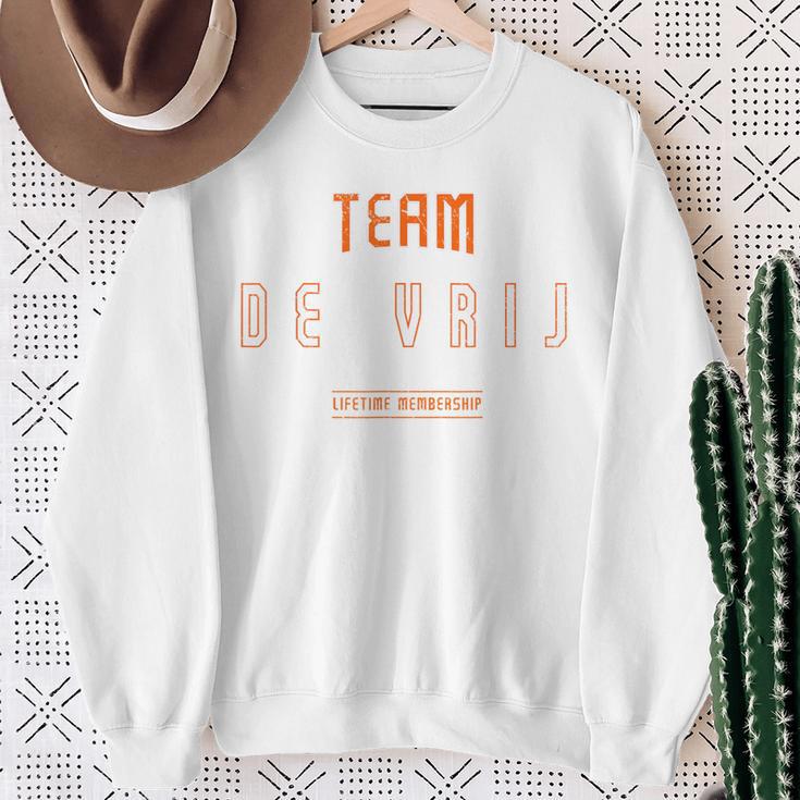 Distressed Teamanrij Proud Family Last Name Sweatshirt Geschenke für alte Frauen