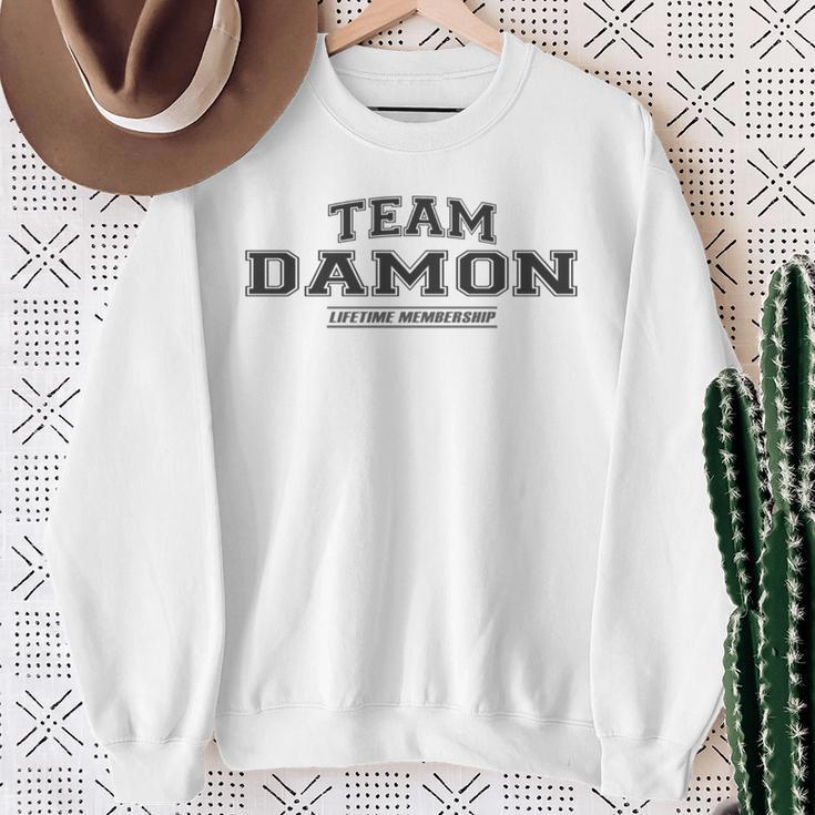 Team Damon Proud Family Surname Last Name Gray Sweatshirt Geschenke für alte Frauen