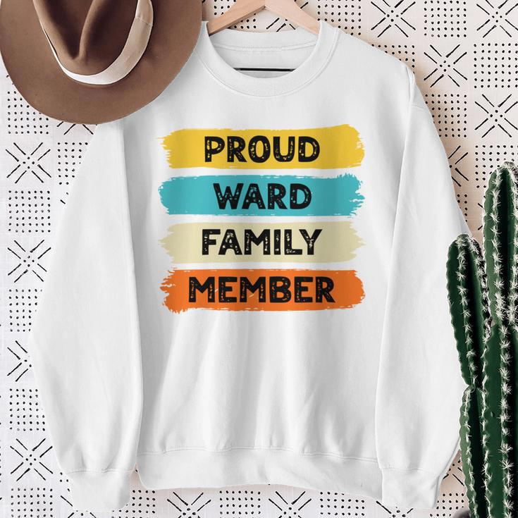 Ward Retro Ward Nachname Ward Sweatshirt Geschenke für alte Frauen