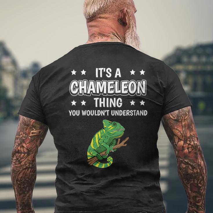 Damen Ist So Ein Chamäleon Ding Lustiger Spruch Chamäleons Mit-Ausschnitt T-Shirt mit Rückendruck Geschenke für alte Männer