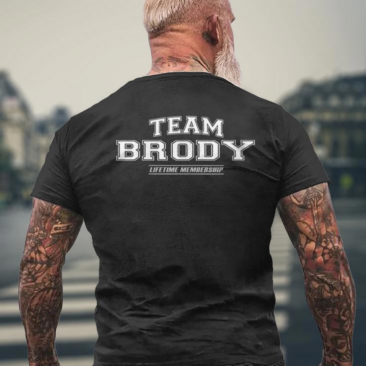 Damen Team Brody Stolzer Familienname Nachname Geschenk Mit-Ausschnitt T-Shirt mit Rückendruck Geschenke für alte Männer