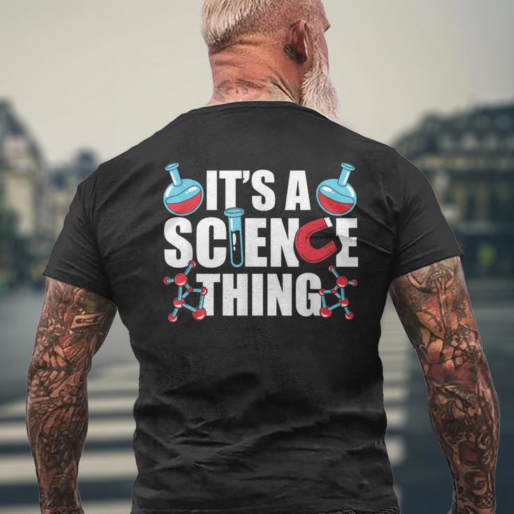 Ist Ein Wissenschaft Ding Wissenschaftler Team Science T-Shirt mit Rückendruck Geschenke für alte Männer