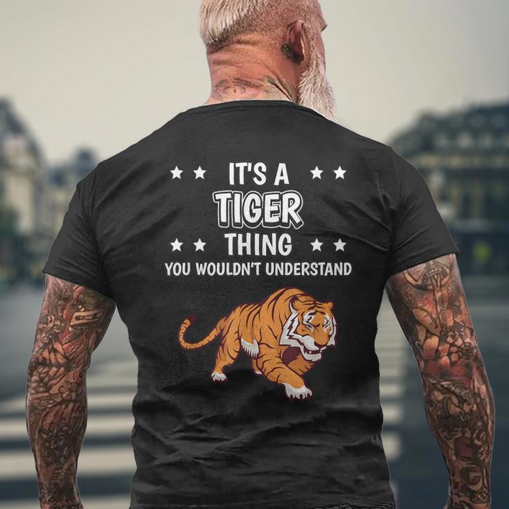 Ist So Ein Tiger Ding Saying Tiger T-Shirt mit Rückendruck Geschenke für alte Männer